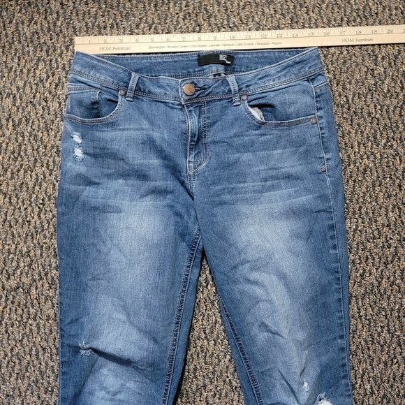 1822 Denim Ripped Zipper Frayed Edge Distressed Leggings Size 10 - Picture 7 of 15